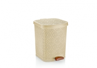 Lacy Pedal Dustbin No: 3 (22 lt)